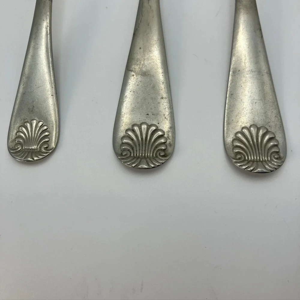 Vintage‎ Alaska Silverware Set, 1 Spoon & 2 Forks, Shell Design, Collectible